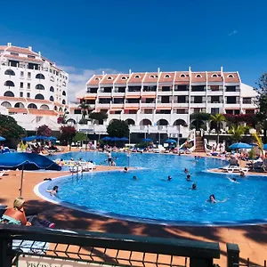 https://apartment-santiago-playa-de-las-americas-tenerife.in-canary-islands.com